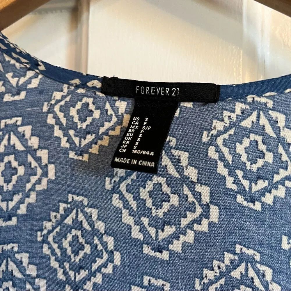 Forever 21 patterned blue cardigan - Picture 3 of 6